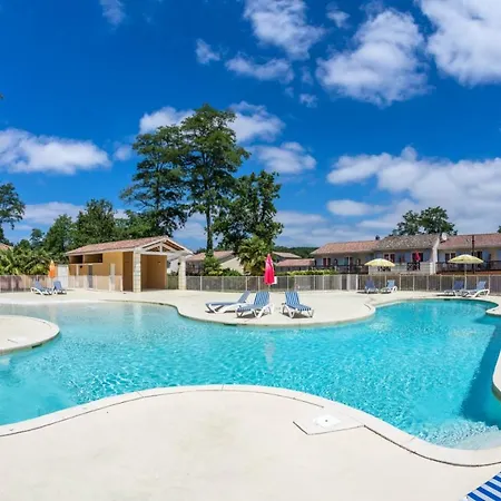 Διαμέρισμα Domaine Du Golf D'albret S2 *